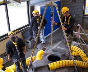 Đào tạo An toàn trong Không gian hạn chế và Nguy hiểm khí chuyên nghiệp